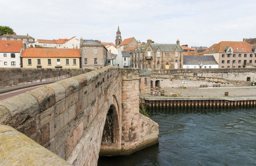 "Berwick Bridge, Berwick-upon-Tweed, England" by Billy Wilson Photography is licensed under CC BY-NC 2.0.